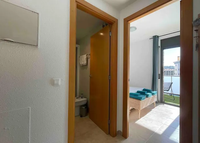 Апартаменты Bonito Piso Con Terraza Y Piscina, Cerca Del Mar *