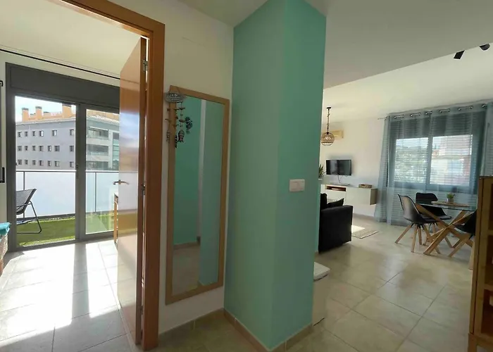 Апартаменты Bonito Piso Con Terraza Y Piscina, Cerca Del Mar