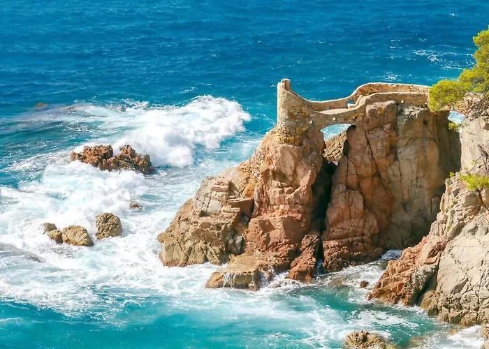 Bonito Piso Con Terraza Y Piscina, Cerca Del Mar * Льорет-де-Мар