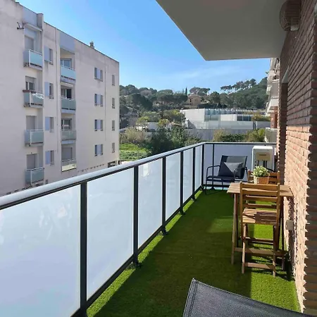 Bonito Piso Con Terraza Y Piscina, Cerca Del Mar * Lloret de Mar