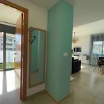 Apartment Bonito Piso Con Terraza Y Piscina, Cerca Del Mar