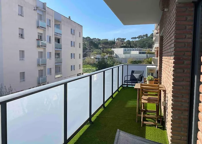 Bonito Piso Con Terraza Y Piscina, Cerca Del Mar * Lloret de Mar